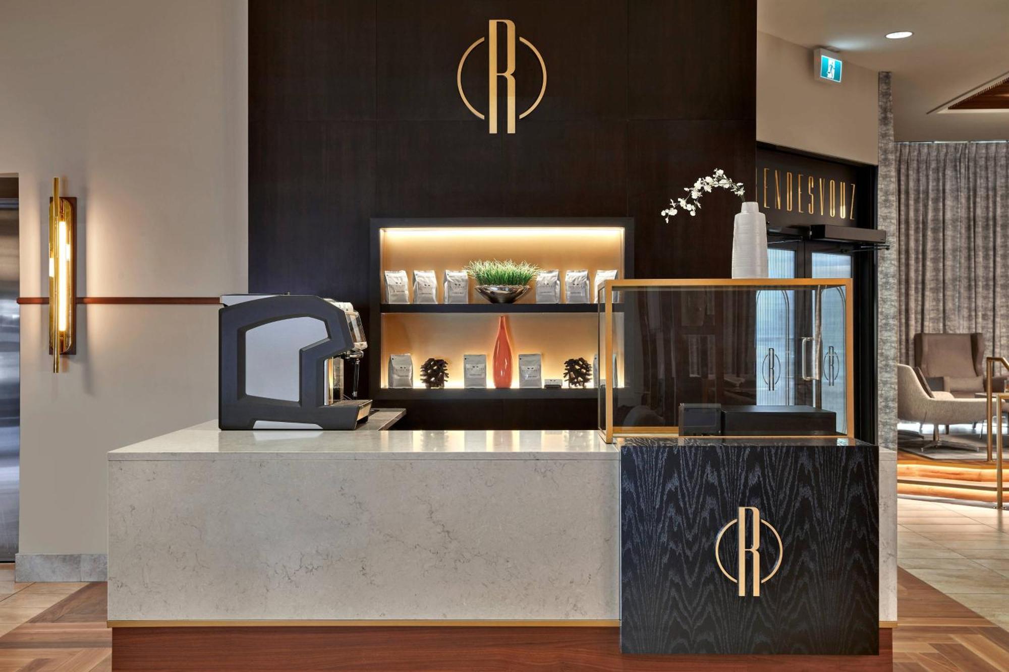 Courtyard By Marriott Calgary South Hotell Eksteriør bilde