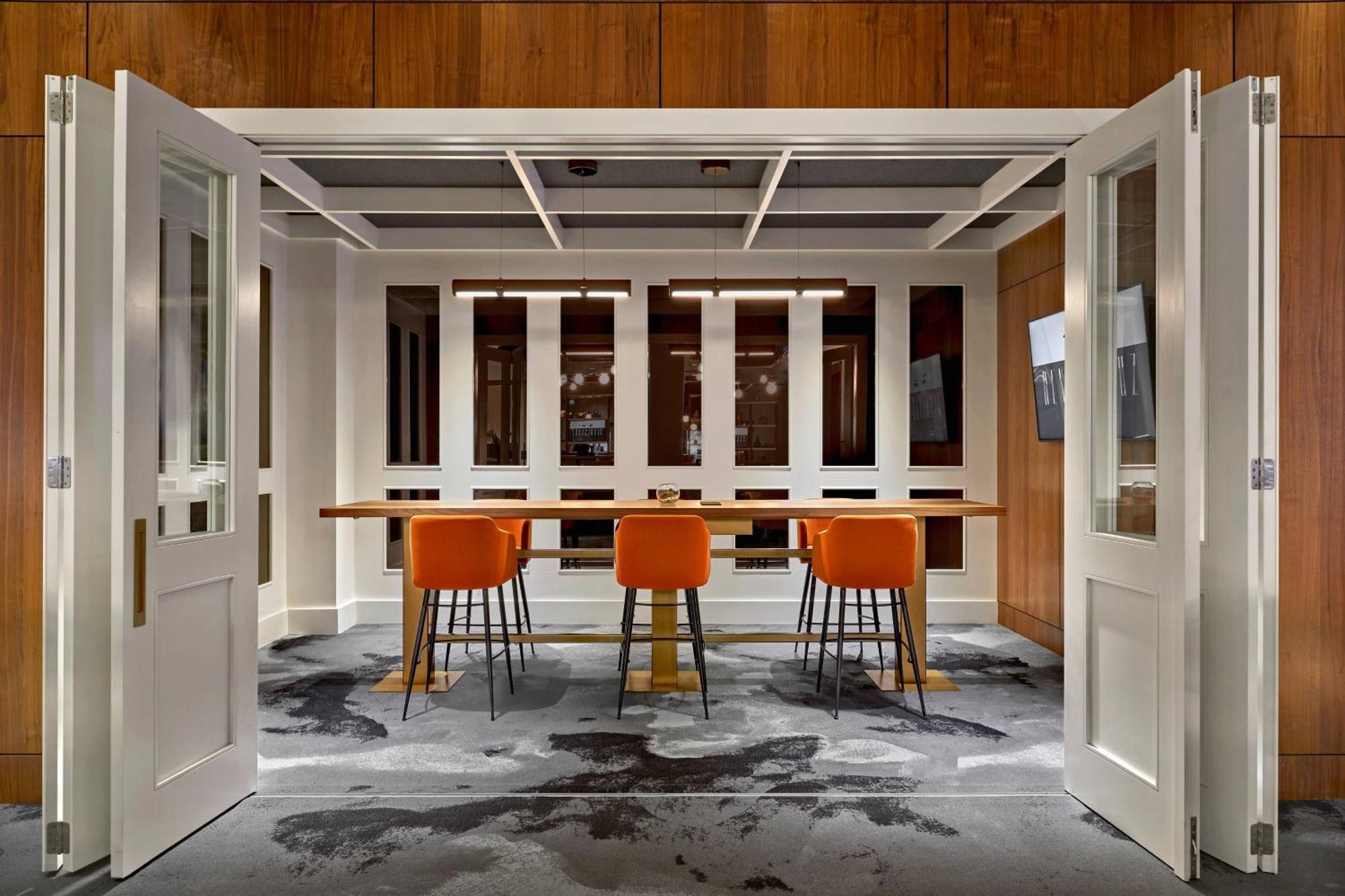 Courtyard By Marriott Calgary South Hotell Eksteriør bilde