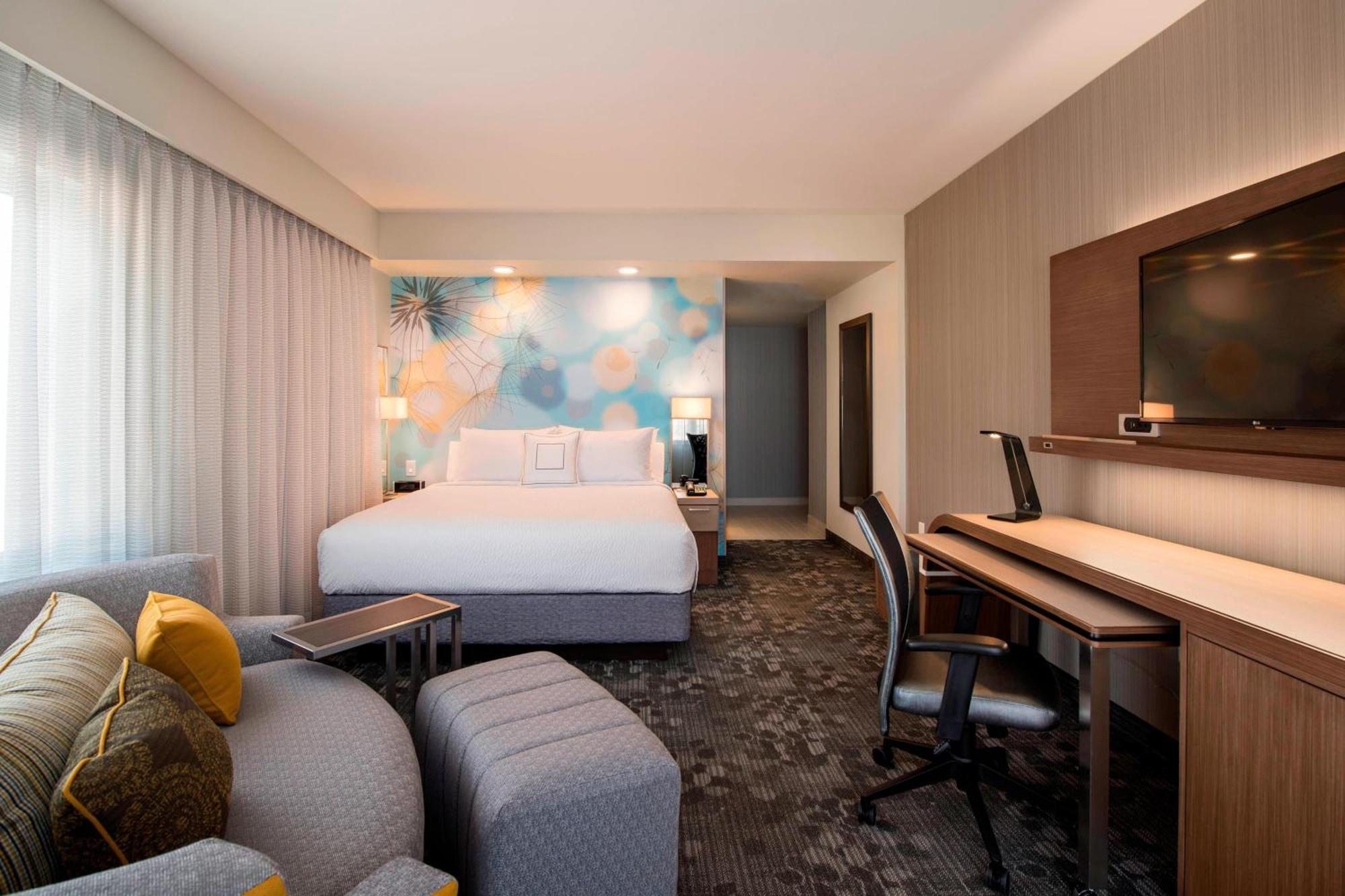 Courtyard By Marriott Calgary South Hotell Eksteriør bilde