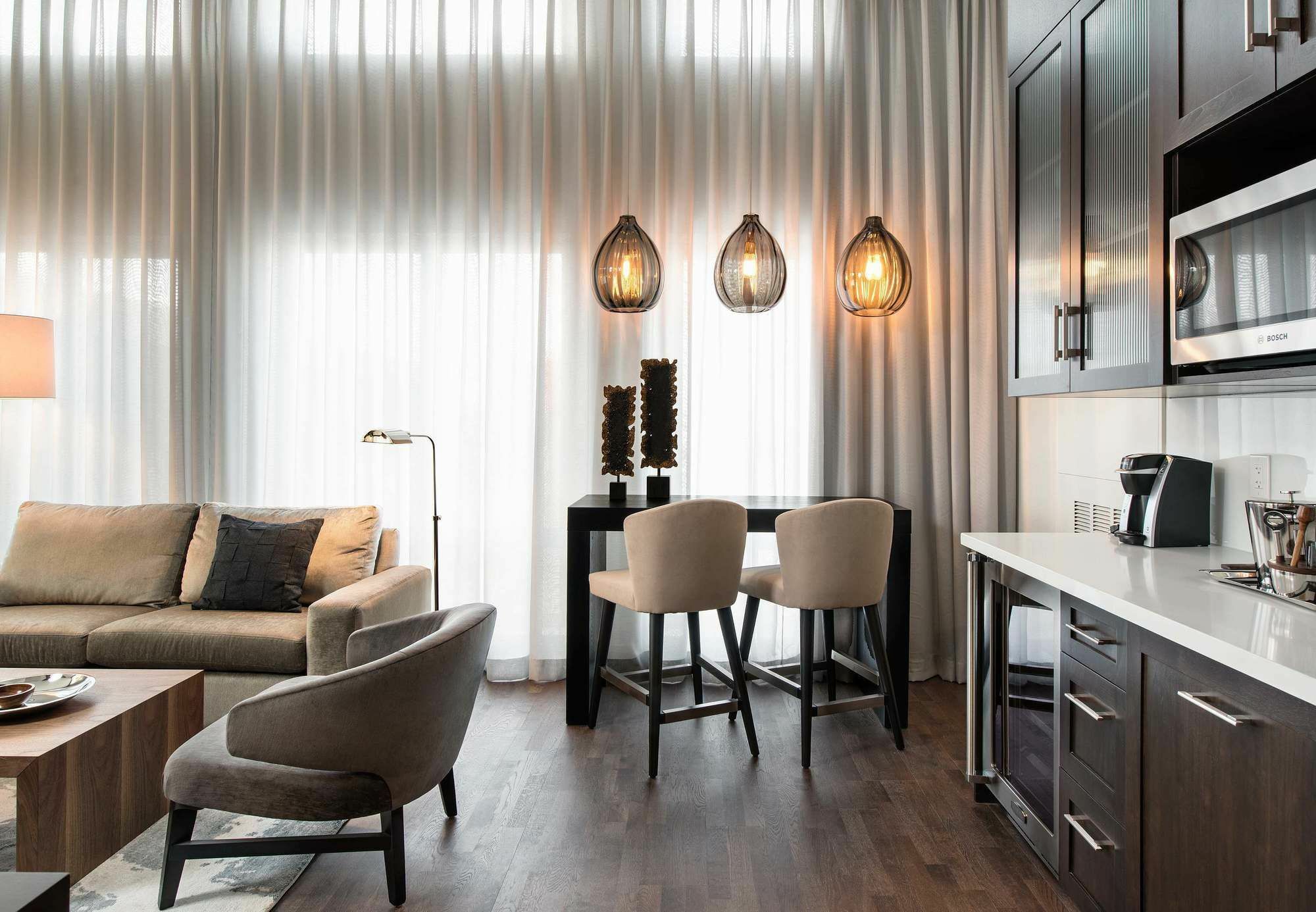 Courtyard By Marriott Calgary South Hotell Eksteriør bilde