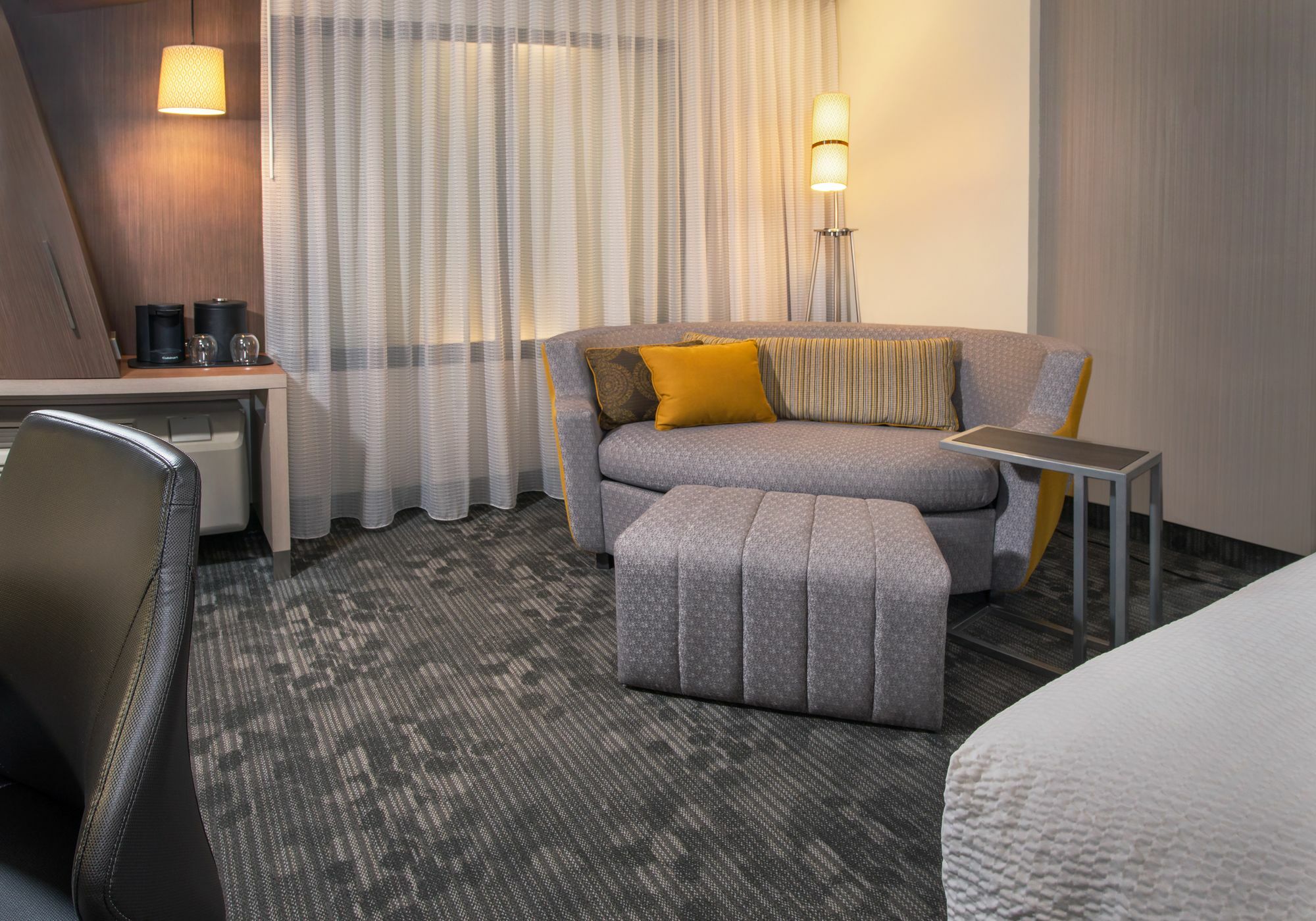 Courtyard By Marriott Calgary South Hotell Eksteriør bilde
