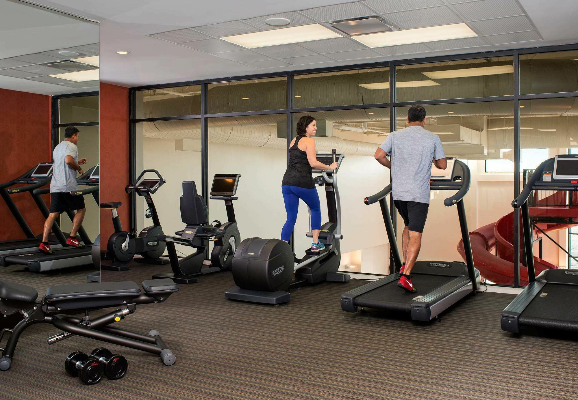 Courtyard By Marriott Calgary South Hotell Eksteriør bilde