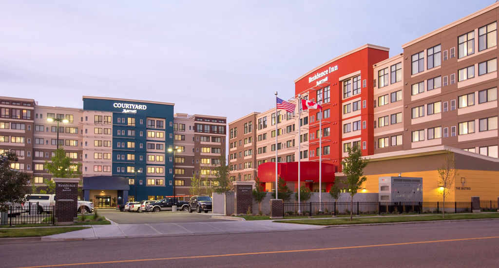 Courtyard By Marriott Calgary South Hotell Eksteriør bilde